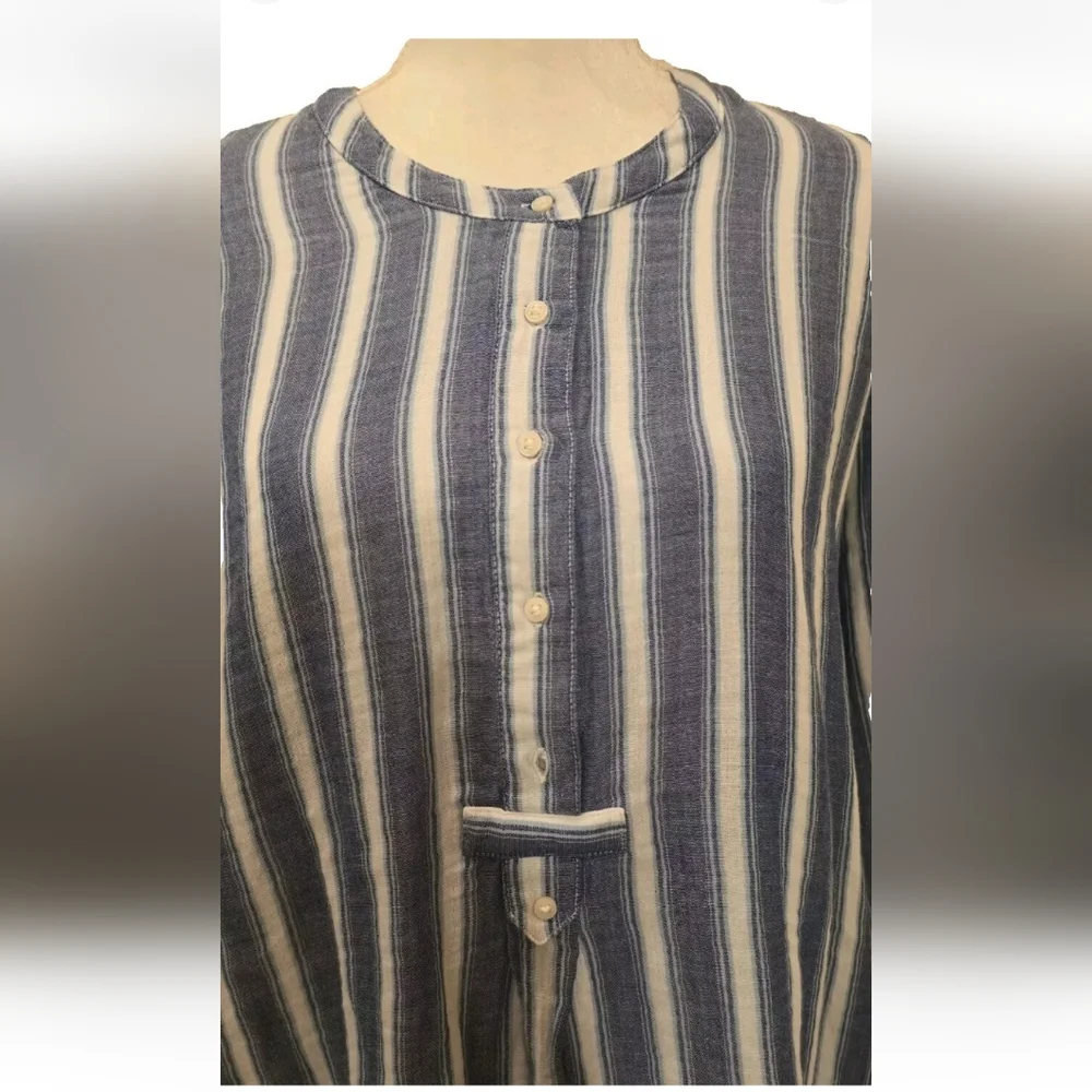 Old Navy Women's White Blue Stripe Old Money 1/2 Button 100% Cotton Top NWT XL - Picture 3 of 9
